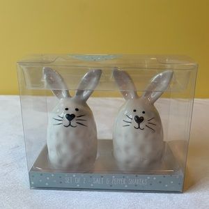Strawberry Street Bunny Salt and Pepper Shakers